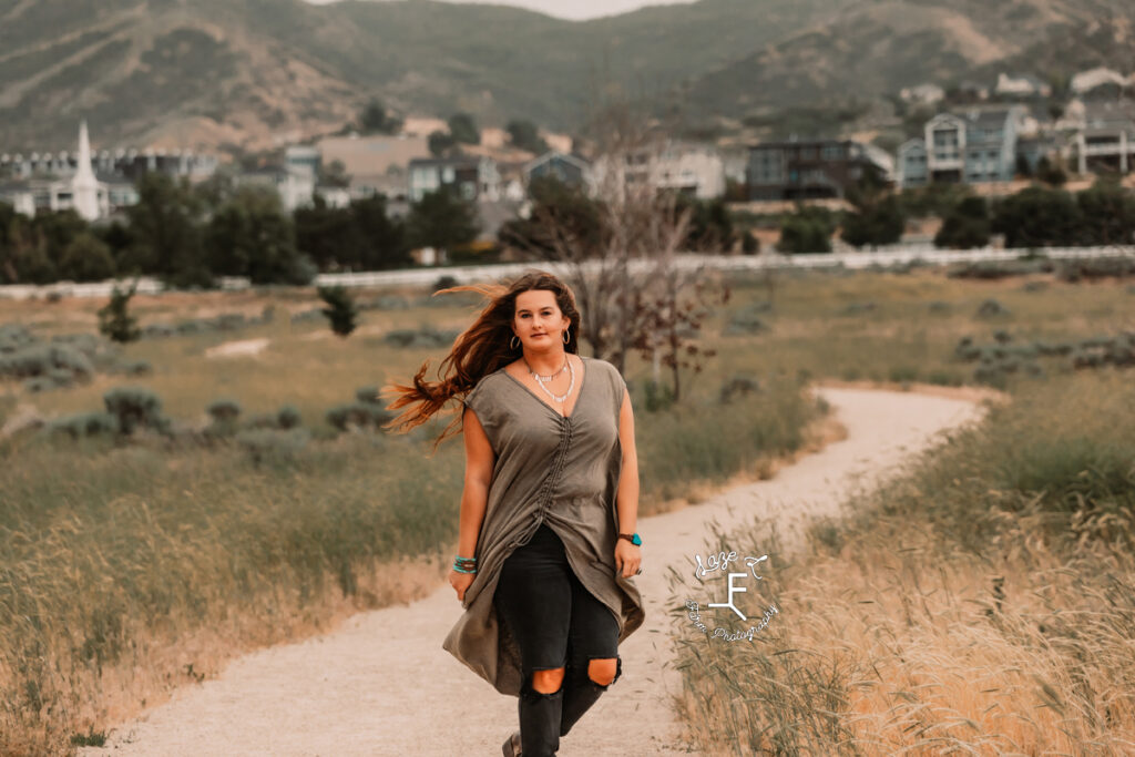 Savannah walking on dirt road