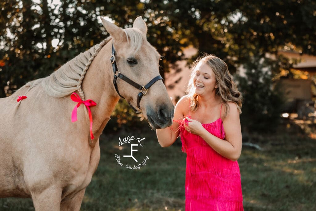 Ben eating Kayla's fringe from her dress