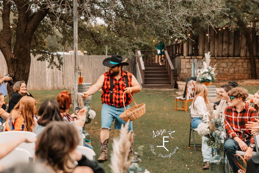 TX Wedding beer flower guy