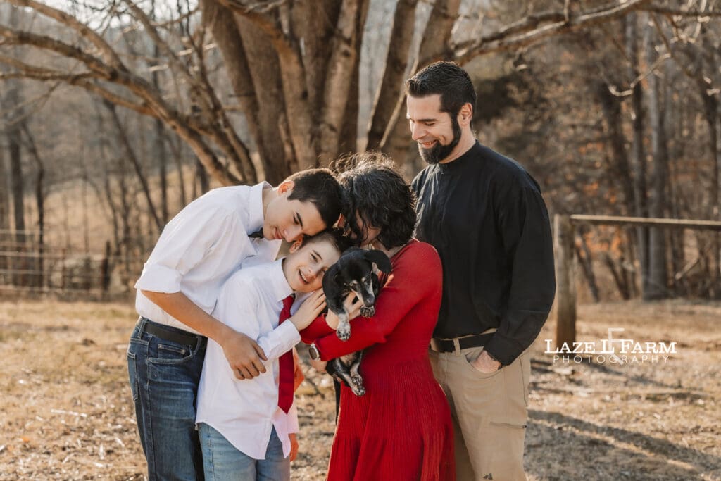 family pictures with their dog