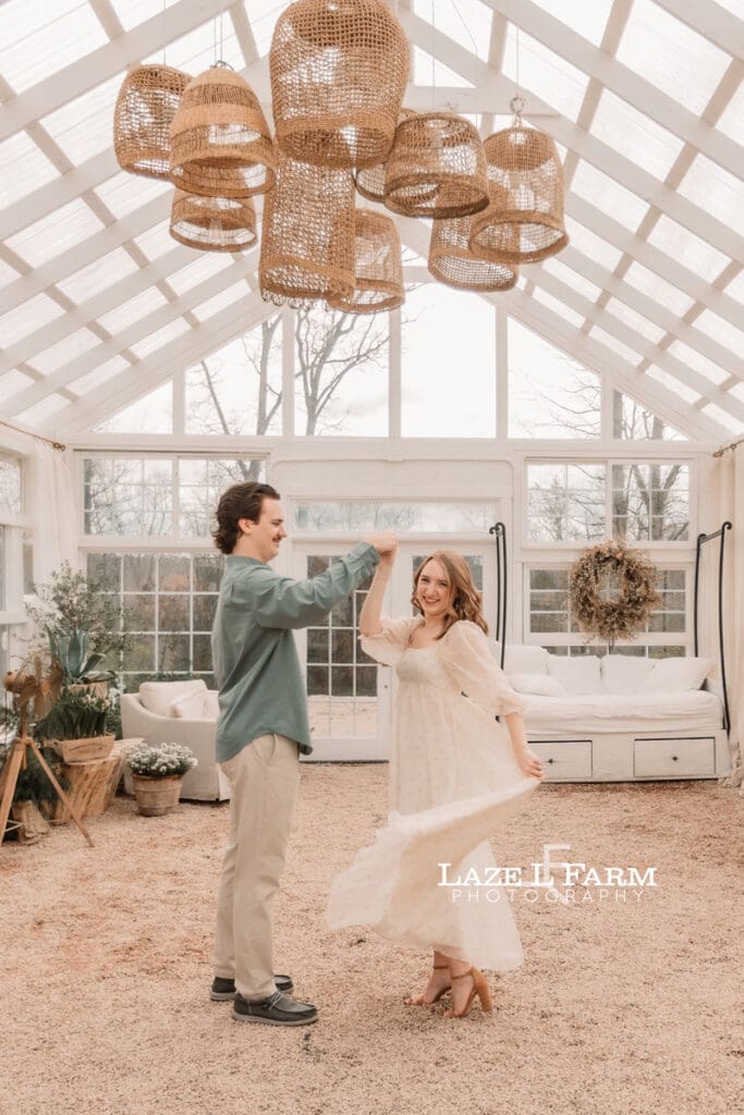 couple dancing