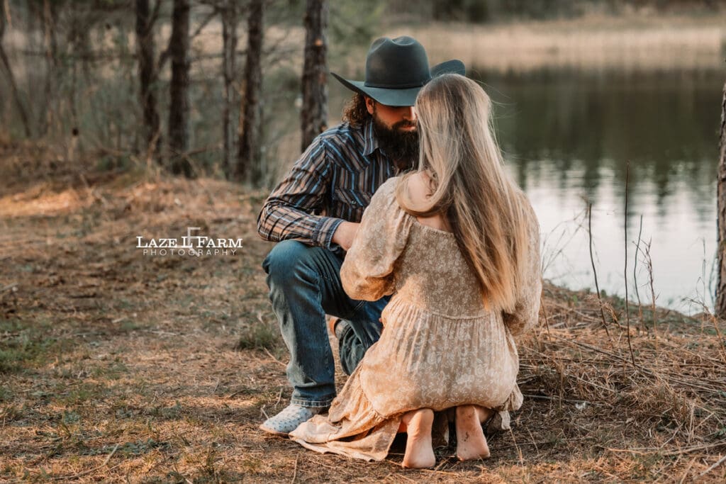couple getting engaged