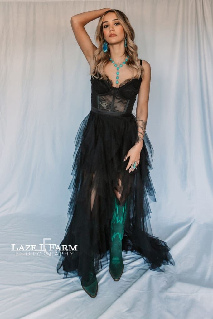 western fashion cowgirl