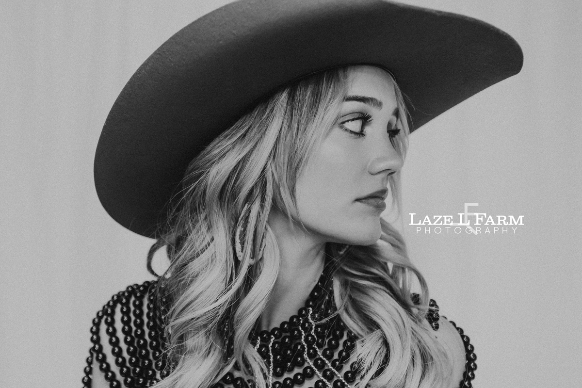 western fashion cowgirl